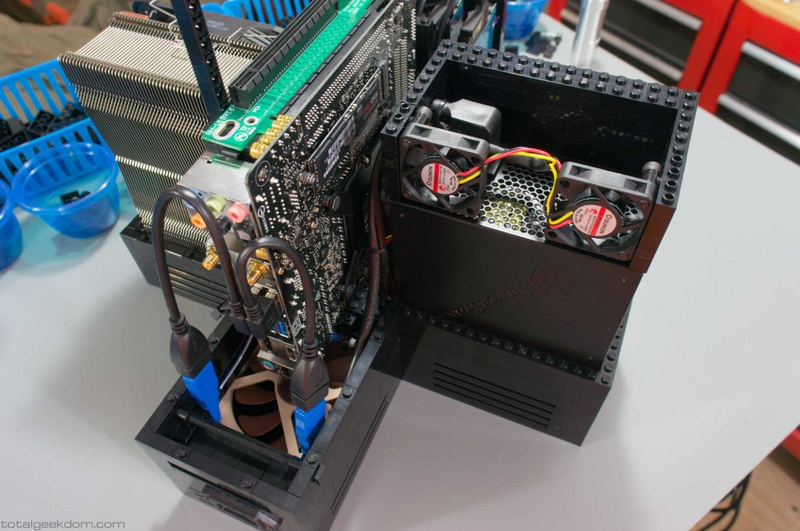 Illustration for article titled LEGO Gaming PC Runs Much Cooler Than It Looks